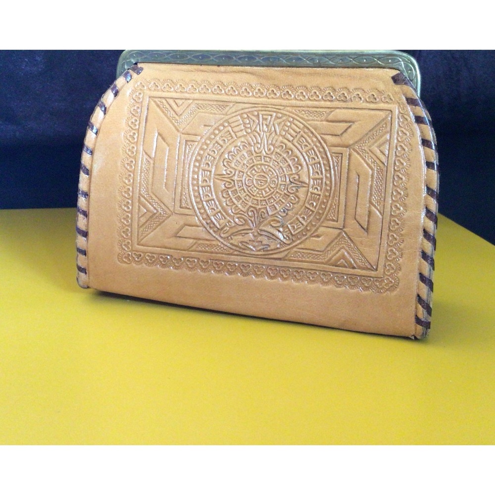 Vintage Mexican Tooled Leather Mayan Calendar Coin Purse 1960s